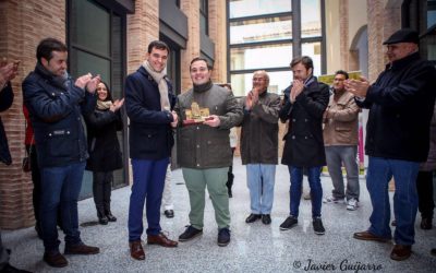 Leo Cortigol recibe un merecido reconocimiento taurino en Iniesta