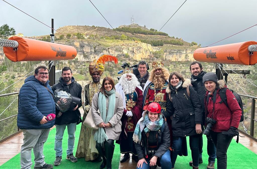 Prensa Peoples junto a los Reyes Magos en La Tirolina