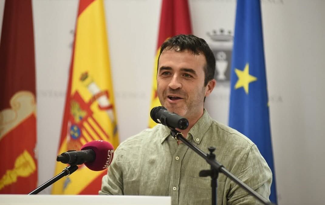 El speaker Massobal