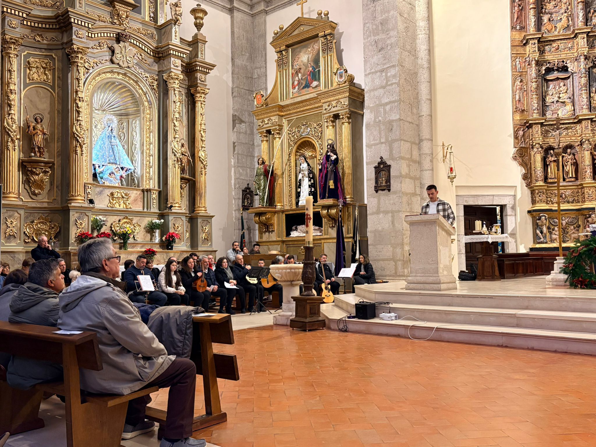 Álvaro Fernández presenta pregón Navidad Tarancón 2025 Álvaro Fernández presenta pregón Navidad Tarancón 2025