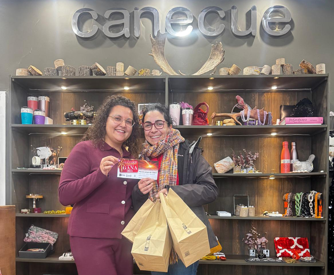 Elisa Bayo Campaña Compra y Gana CEOE CEPYME Cuenca Elisa Bayo Campaña Compra y Gana CEOE CEPYME Cuenca