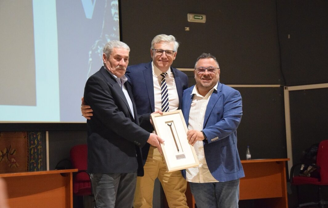 Sebas-Tian y Javi Bigotes premiados por «Gólgota»