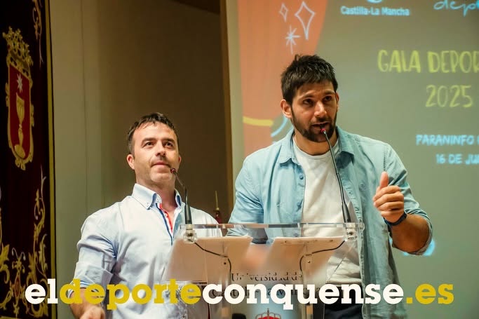 Carlos Ruiz Masso y Mario Gómez presentadores Gala Deporte Cuenca Carlos Ruiz Masso y Mario Gómez presentadores Gala Deporte Cuenca