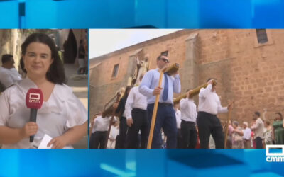 Graba en su pueblo